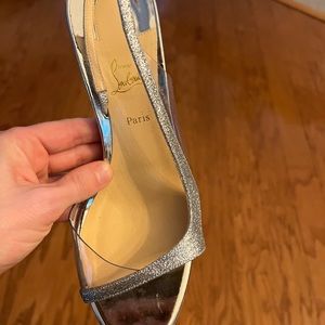 Louboutin NWOT heels with sparkles. Size 39